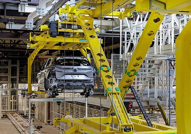 Renault anuncia nueva paradas para las fábricas de Valladolid y